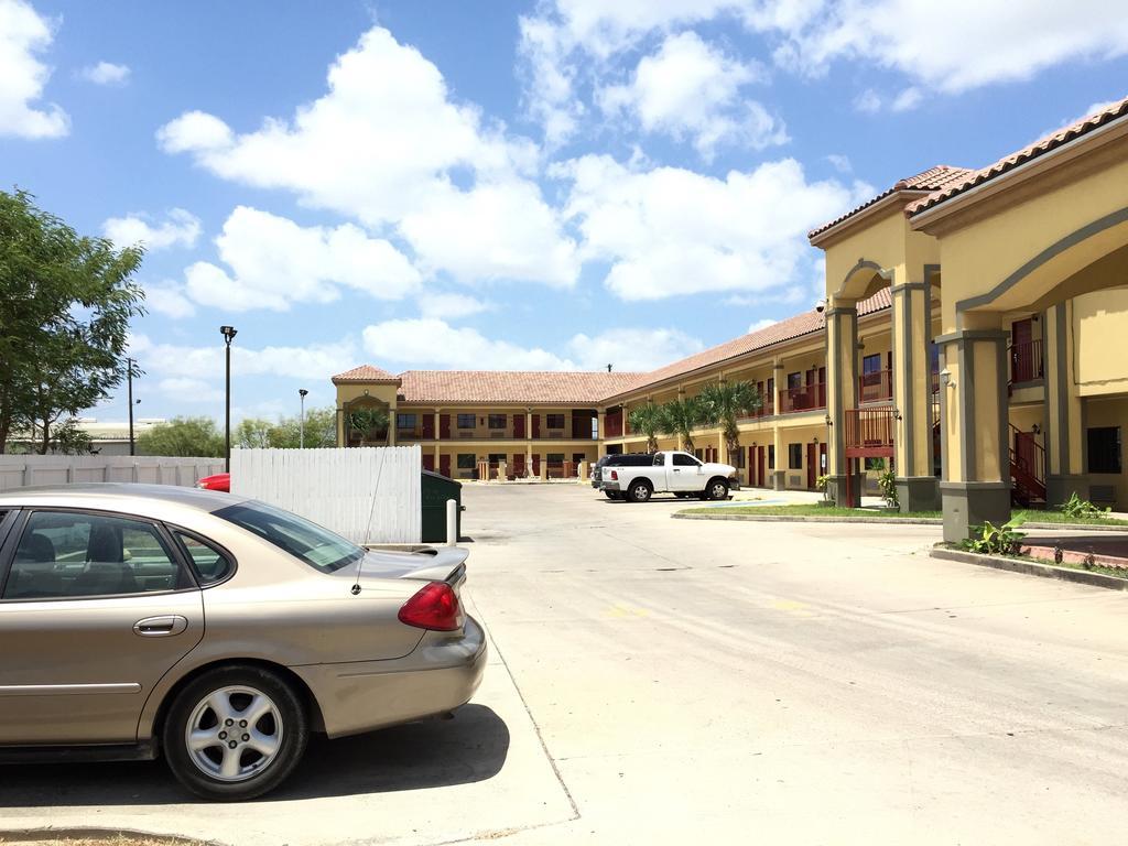 Boca Chica Inn And Suites Brownsville Kültér fotó