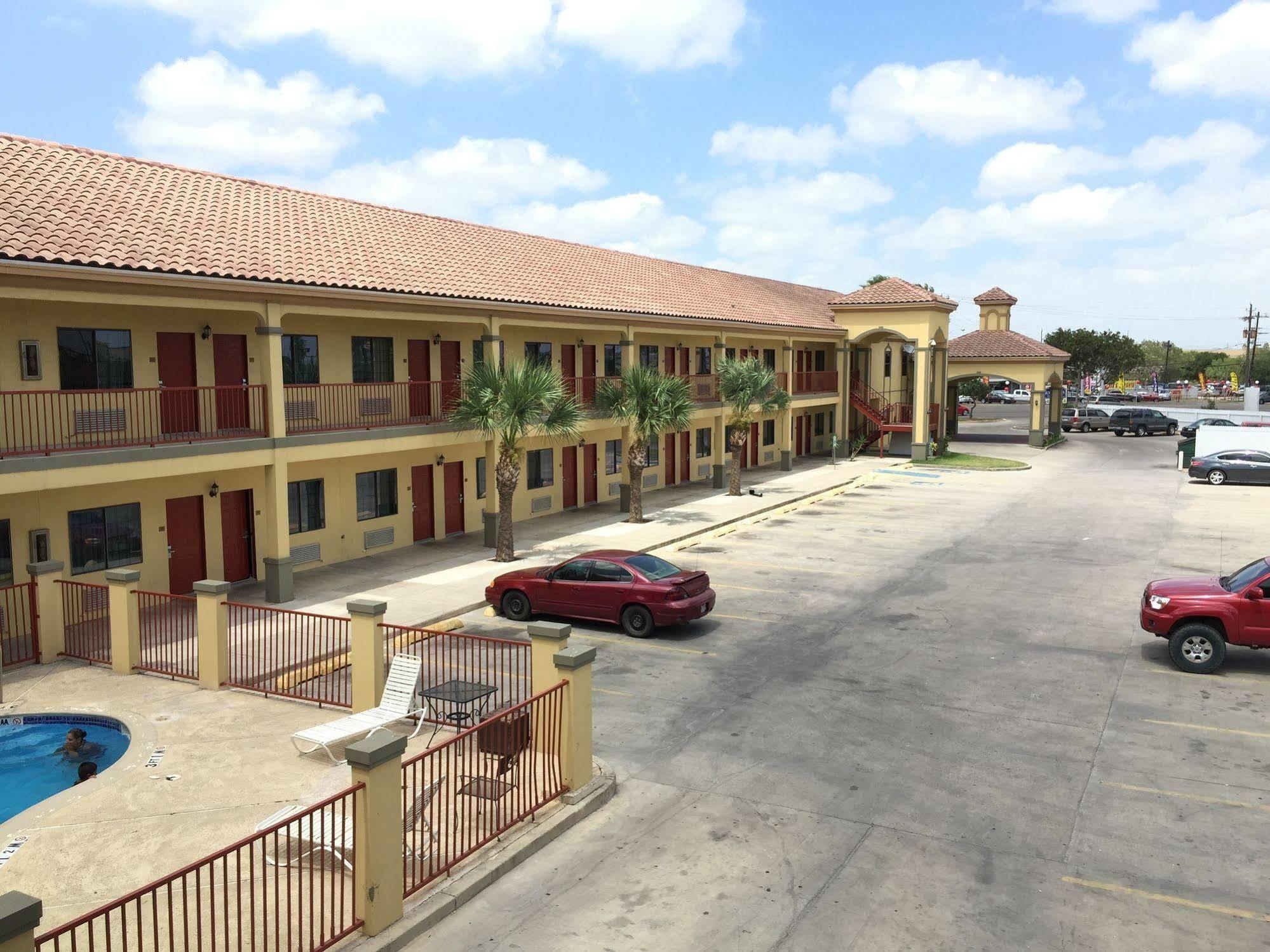 Boca Chica Inn And Suites Brownsville Kültér fotó
